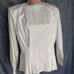 TESS SIZE.  8.  Vintage